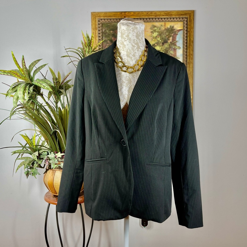 Liz Claiborne Blazer Women 12 Black Polyester Rayon Pinstripe One Button Jacket